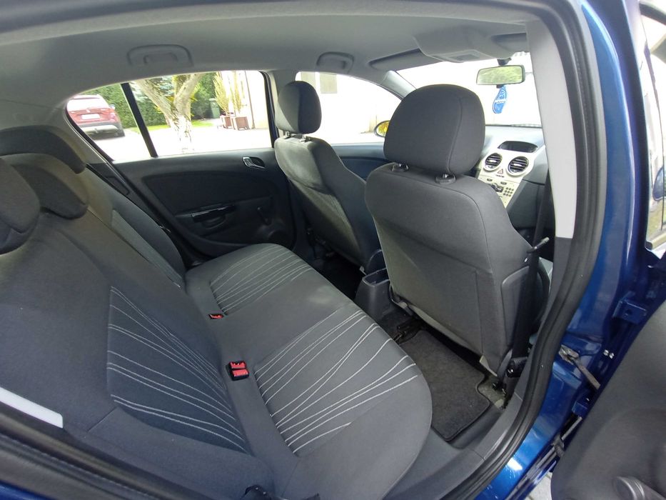 Opel Corsa 1.4b 2008r 5 drzwi 140000km zarejestrowany w Polsce