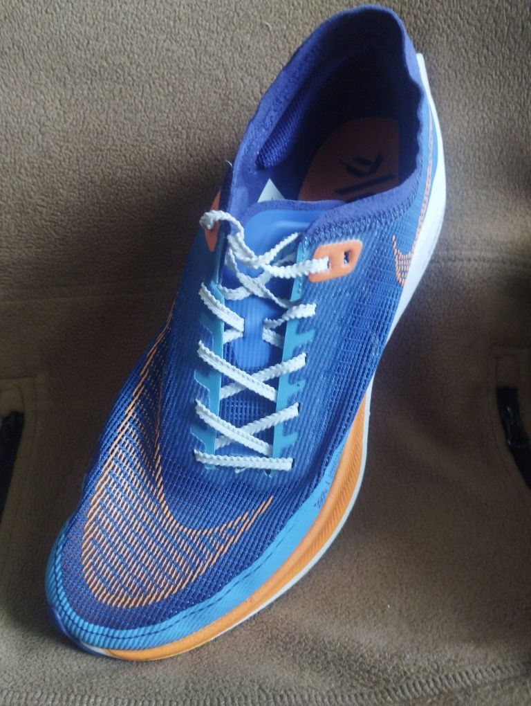 Оригінальні кросівки Nike ZoomX Vaporfly Next% 2 FD0713-400.