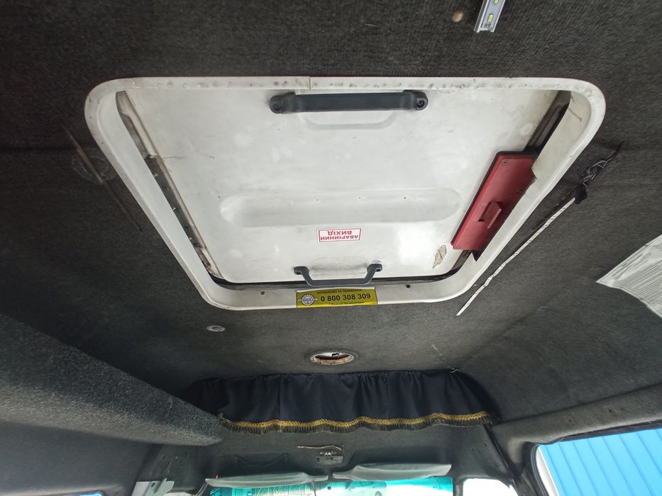 Люк в крышу Sprinter Mercedes, Volkswagen LT