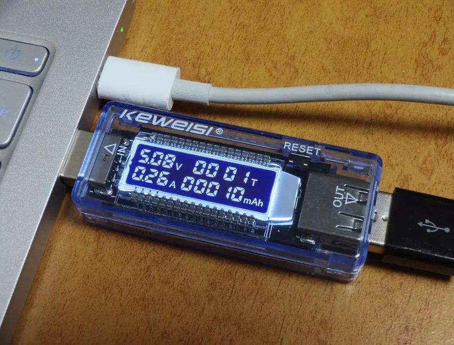 Keweisi KWS-V20 USB тестер напряжения, тока и потреблённой ёмкости.