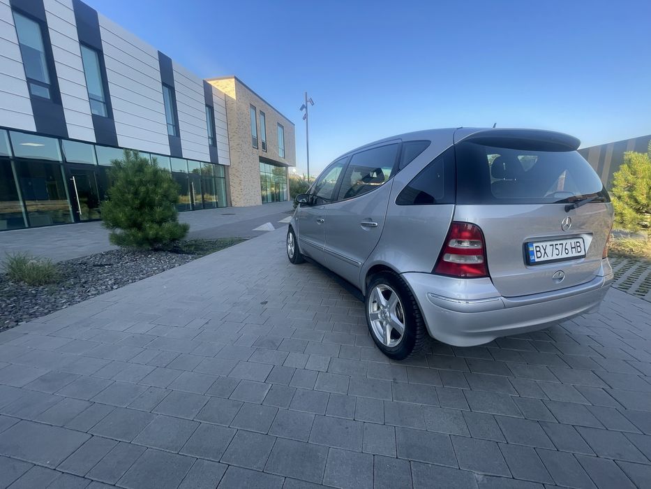 Машинка в доброму стані на автоматі