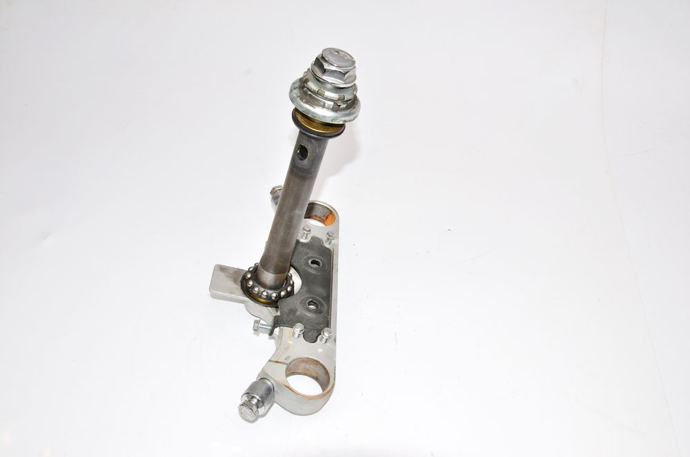 Półka Dolna Sztyca Honda Shadow VT 750 C2 RC44