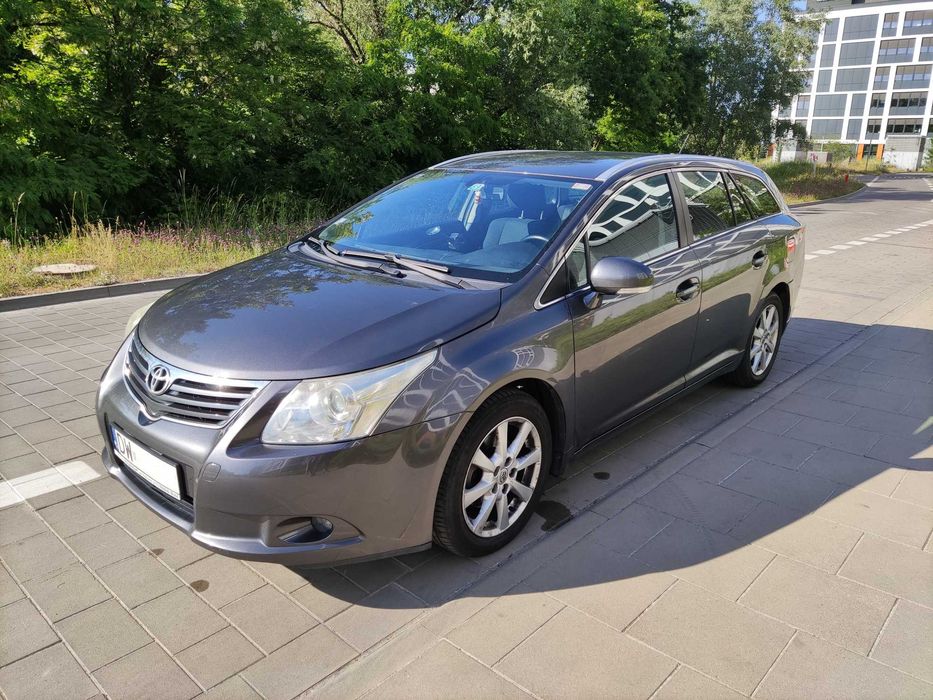 Toyota Avensis 2.0 Kombi - Bogata wersja - Doinwestowana - Prywatnie