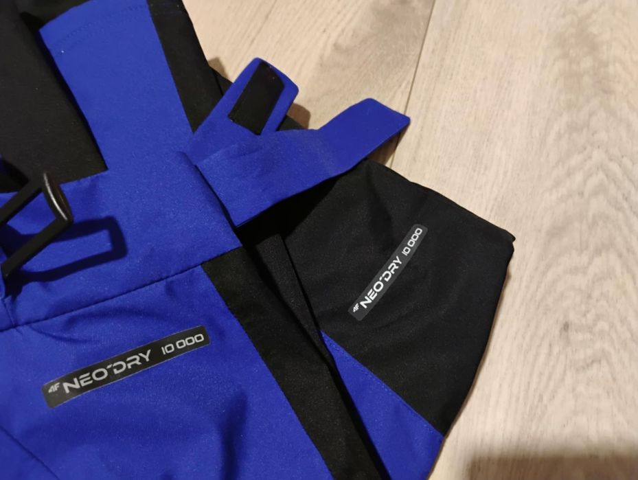 Pieony damski kombinezon narciarski 4F rozmiar M Neodry 10000