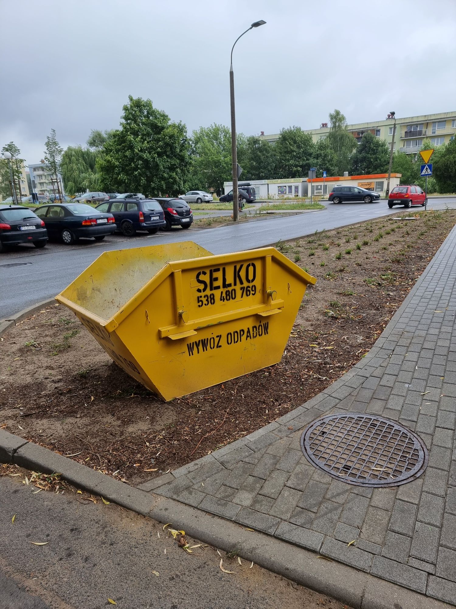 Wywóz odpadów wynajem kontenerów odpady budowlane przemysłowe skipy