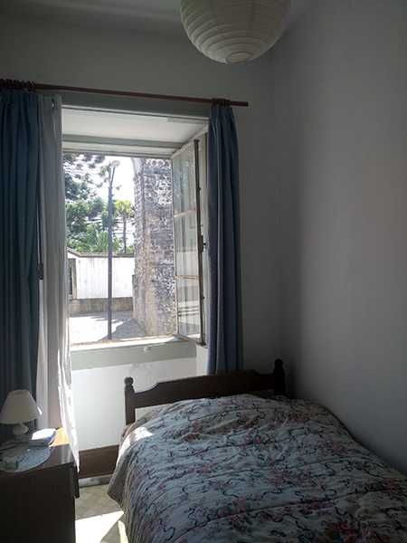 T2 na Alta de Coimbra  (5 min a pé da Universidade)