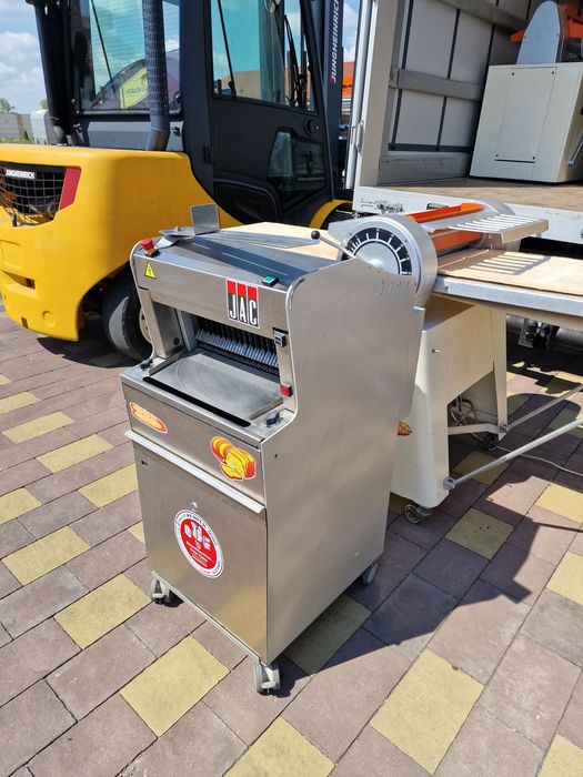 Хлеборезка Хліборізка Хлібонарізальна машина JAC професійна NEU