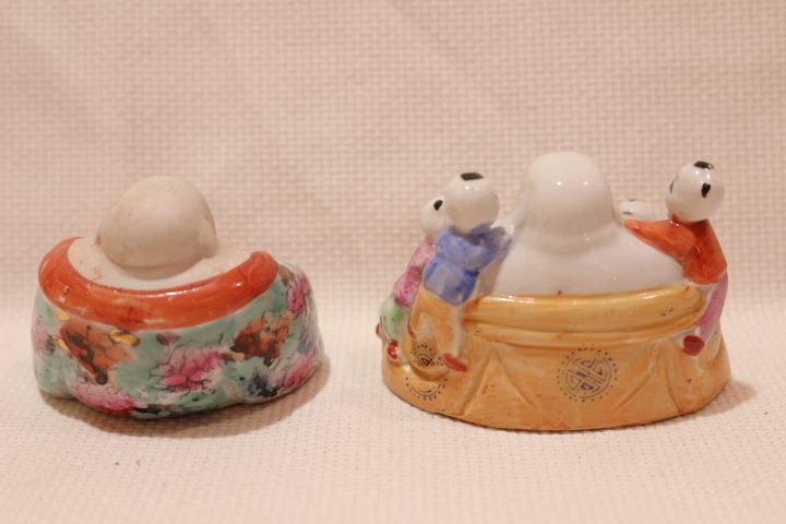 2 Budas Sorridente e Fertilidade em porcelana Chinesa XX