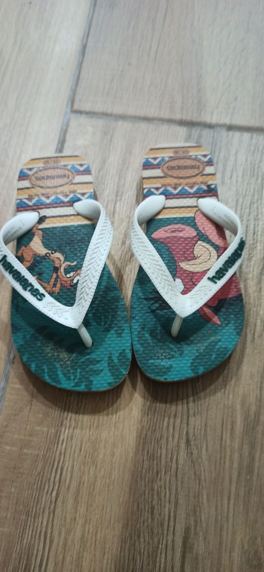 Vendo Havaianas criança