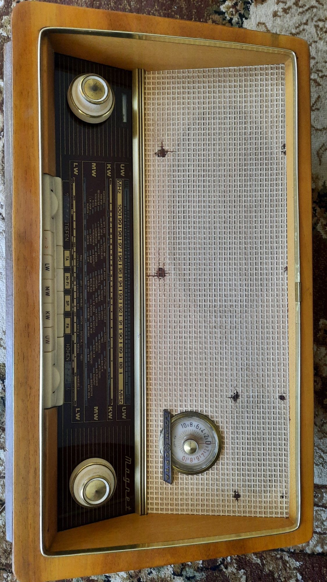Loewe opta radio lampowe