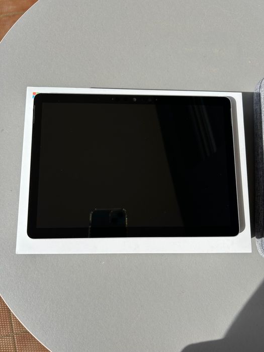 Microsoft Surface Go 2