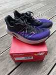 Buty sportowe New Balance Fuelcell roz. 38