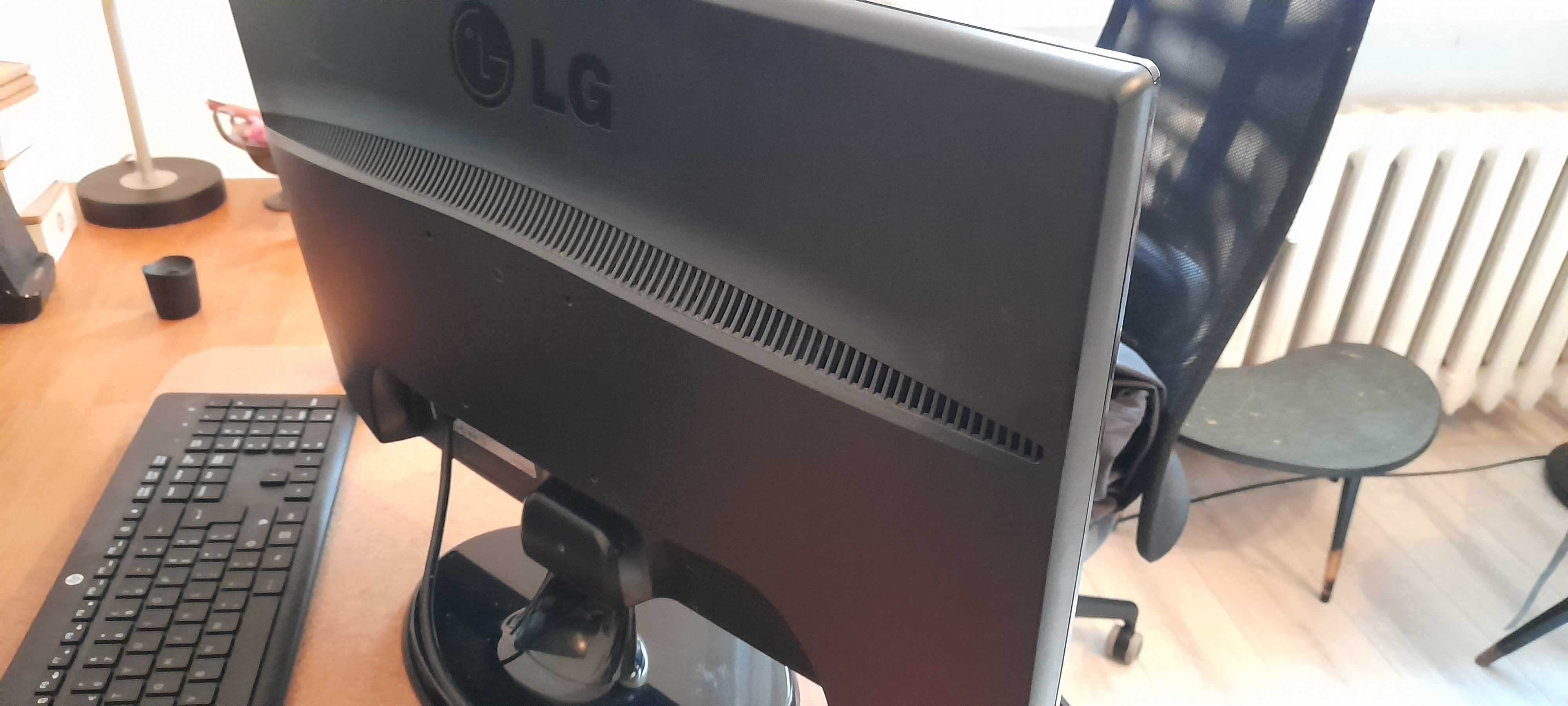 Monitor LG Flatron W2343T 23''