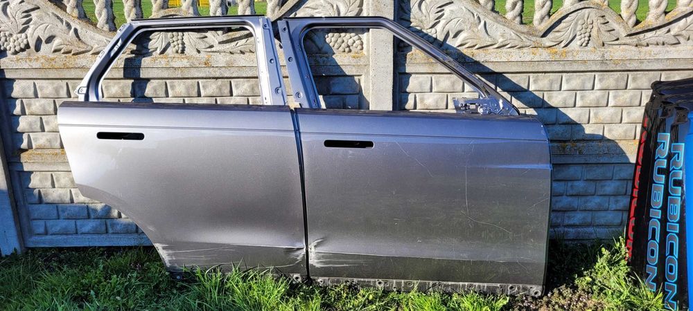 Двері передні задні ліві праві дверь Range Rover Sport L461 Разборка