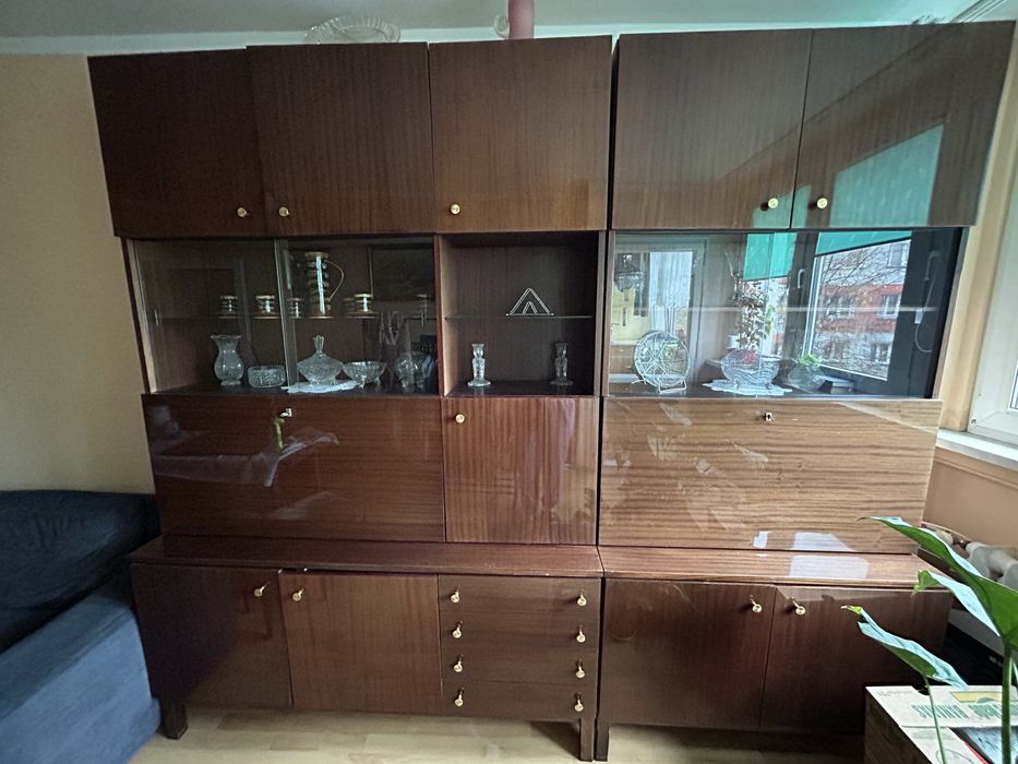 Meblościanka i szafa