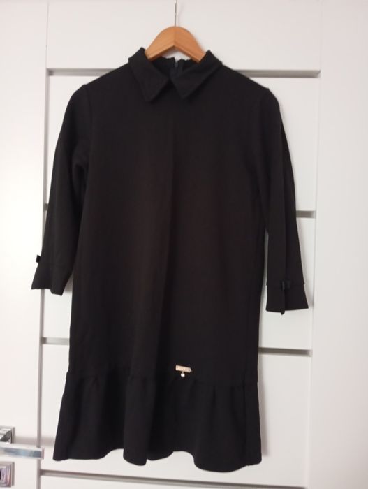 Czarna sukienka z kołnierzykiem rękaw 3/4 rozmiar uniwersalny pasuje n