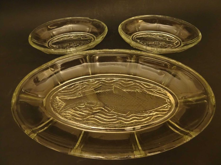 Półmisek ryba, dwie śledziówki, Ząbkowice, szkło Prl, vintage