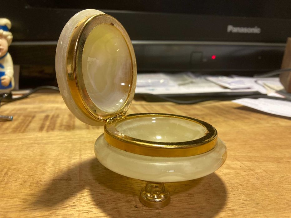 Шкатулка круглая из Оникса Ларчик для украшений Оникс Днепр