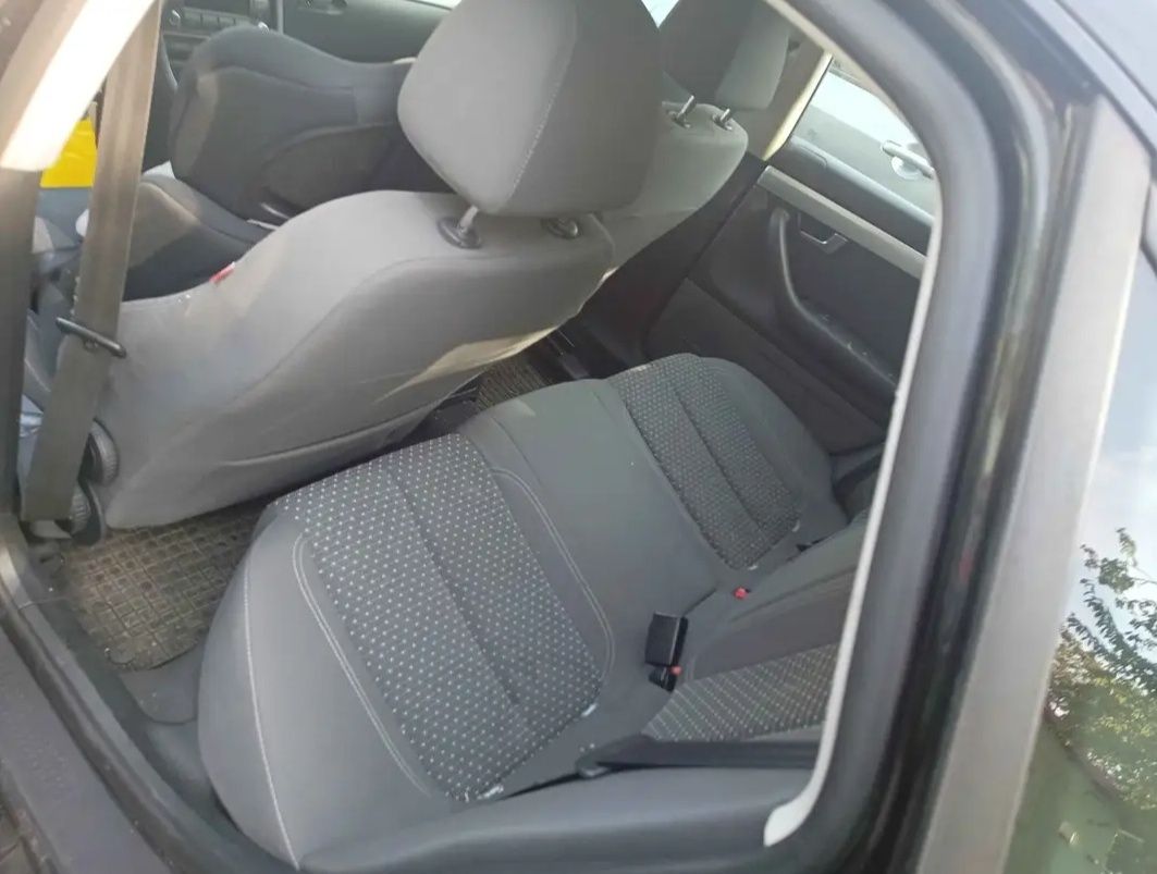 Seat exeo 1.6 mpi 2009 5-drzwiowy