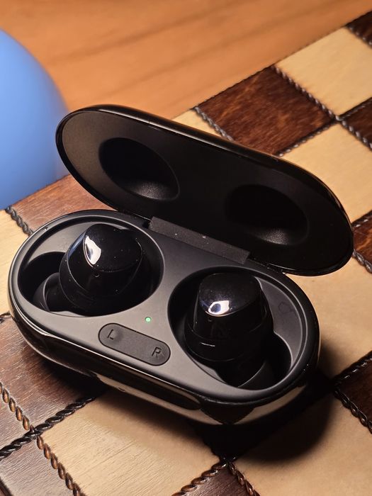 Samsung Buds - Soundtrack by AKG