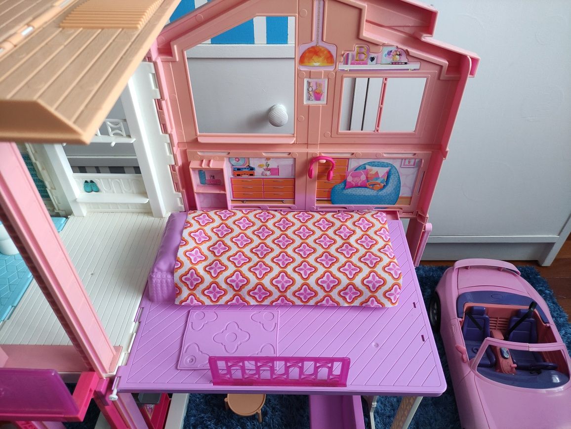 Casa bonecas da Barbie.