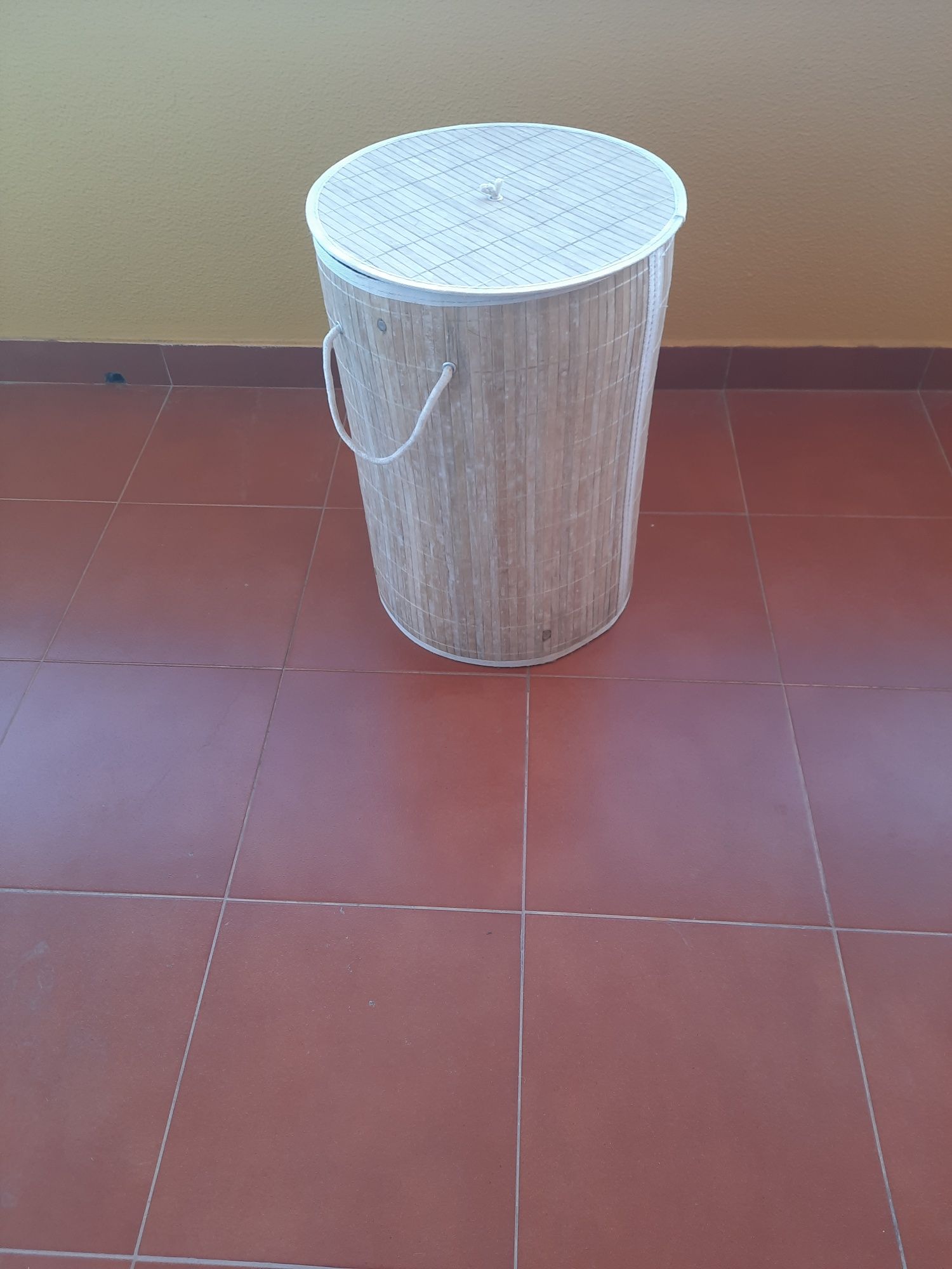 Cesto da roupa suja