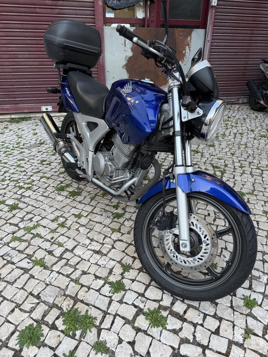 Cbf 250 em otimo estado