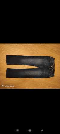 jeansy Zary Basic z 1975 z denim, rozmiar 40