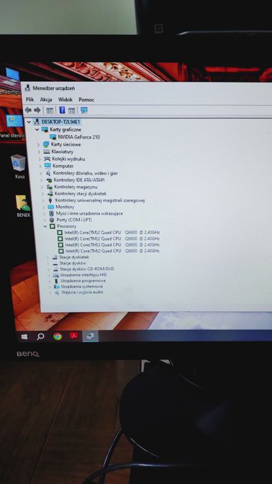 Komputer stacjonarny+ monitor+klawiatura+myszka