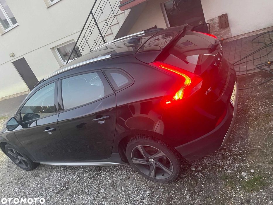 VOLVO V40 CROSS COUNTRY, Led,2,0 diesel, 2016, automat