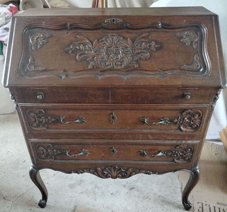 Sekretarzyk w stylu ludwikowskim