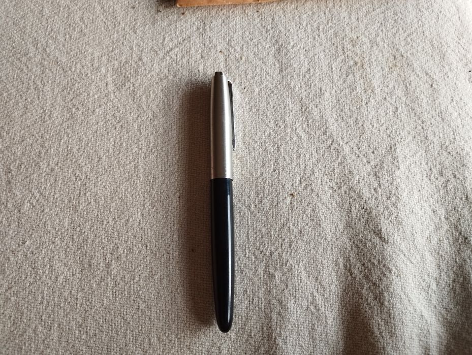 Caneta Parker preta