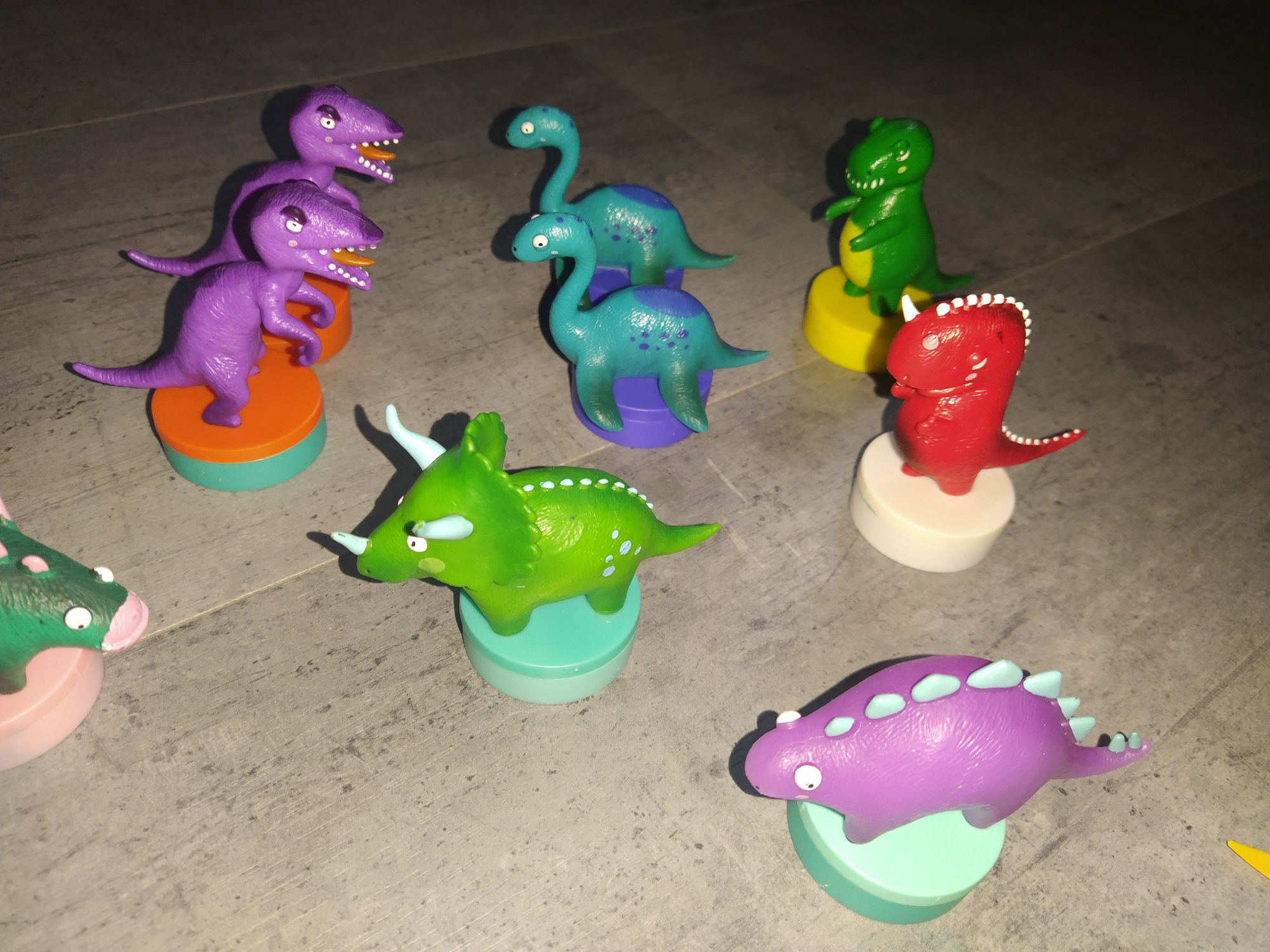 Pieczątki, stempelki dinozaury + gratis