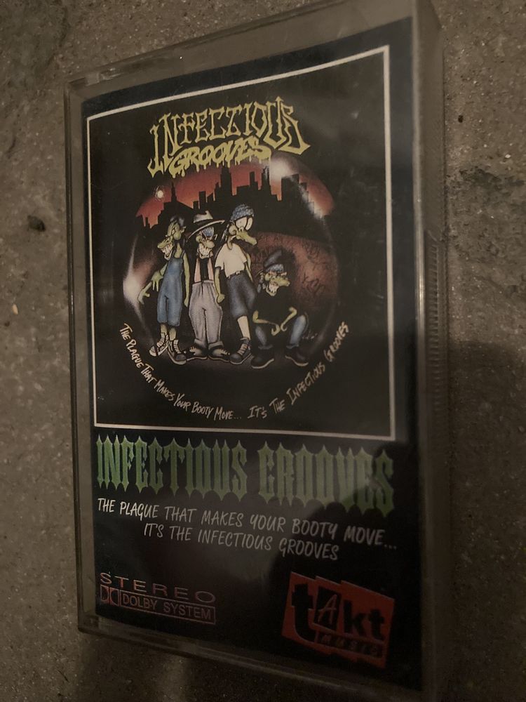 Infectious Grooves ‚The Plague’ kaseta
