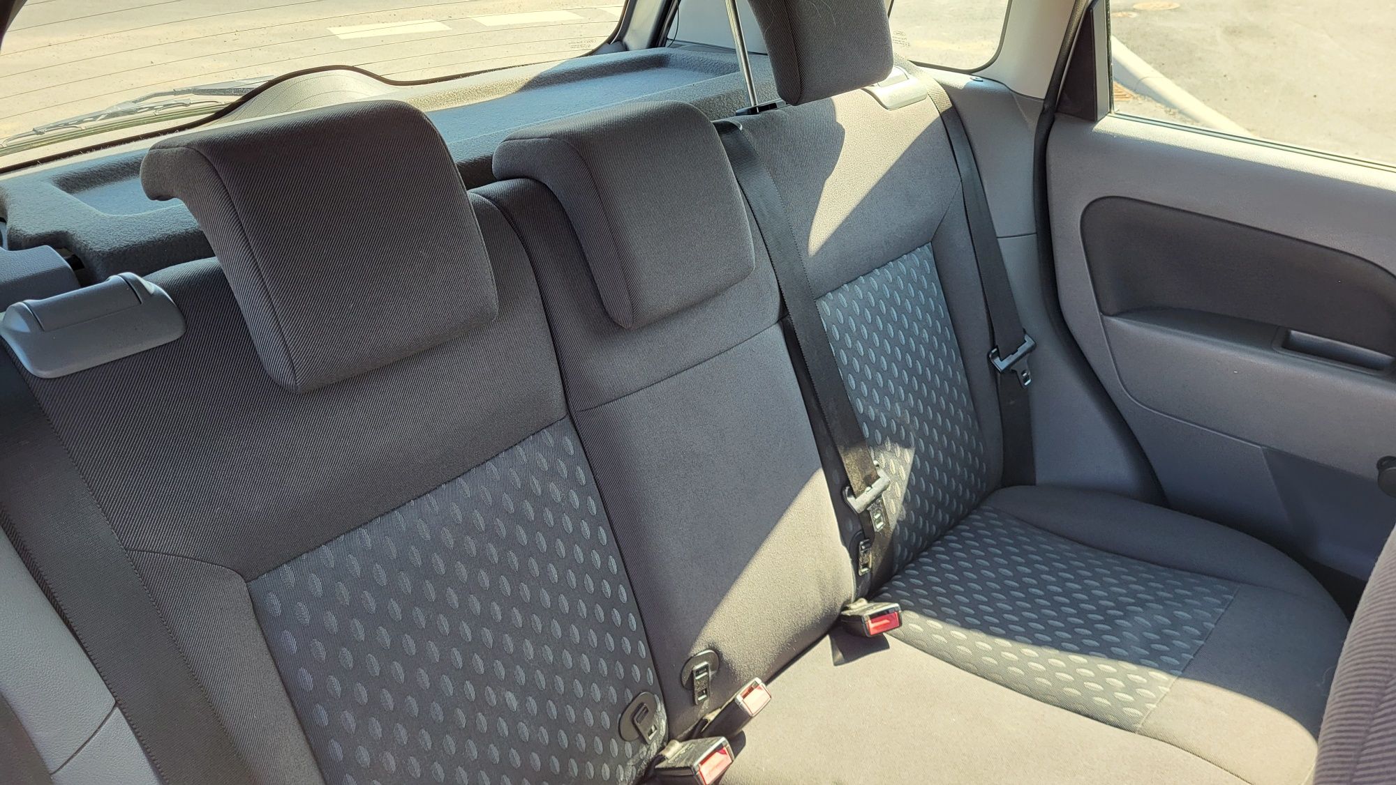 Ford fiesta zadbany 2 komplety kół klima