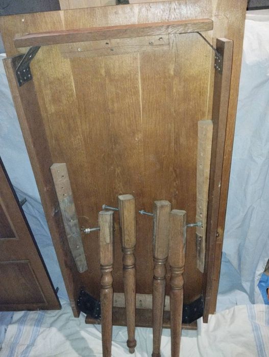 70×130см, стол,стіл дерево горіх,,резной,ручная работа(оболонь)