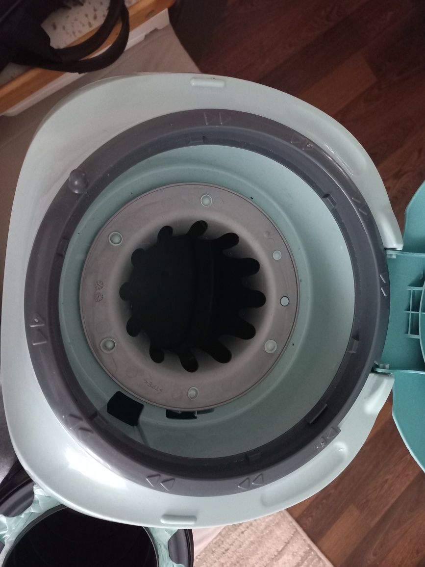 Kosz na pieluchy Tommee Tippee Sangenic