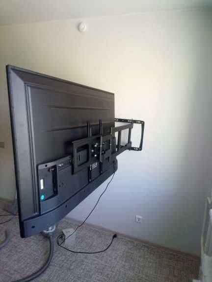 Установка монтаж телевизора на стену в городе Одесса