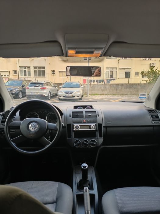 Polo 2005 1.2 com 77 mil rodados