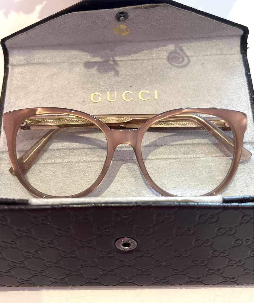 Óculos de leitura  como novos marca Gucci
