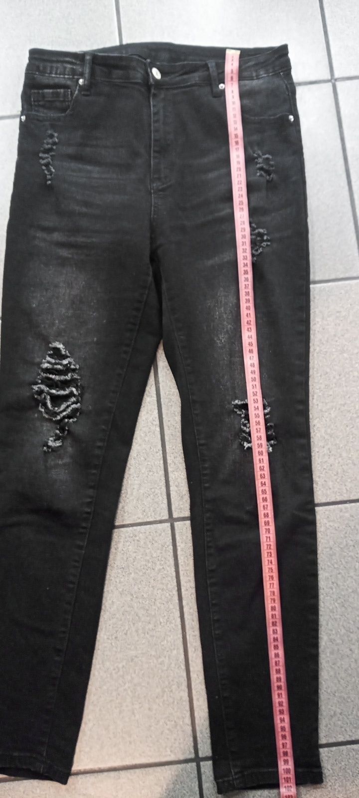 Czarne jeansy skinny z przetarciami, Shein 40/42