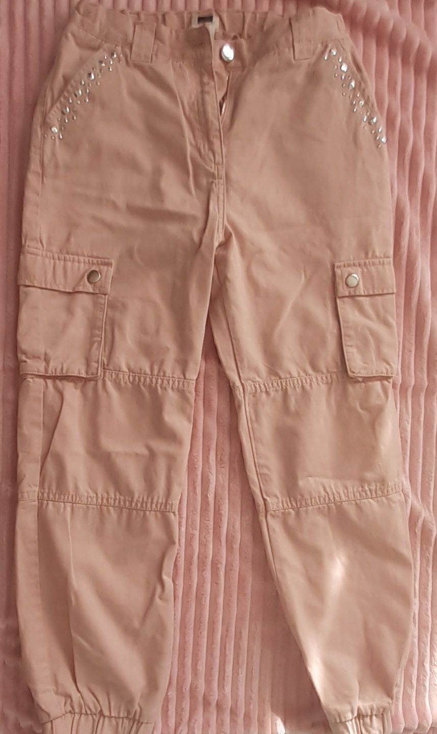 Стильні споривні штани джогери