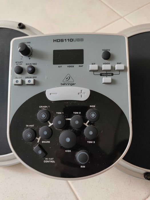 Bateria Eletrónica Behringer XD8USB [Usada]