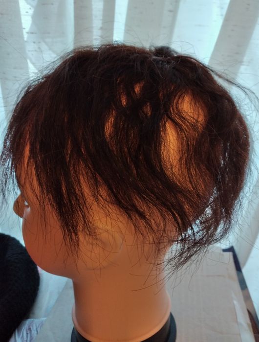 Top de cabelo humano