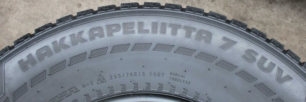 Зимові шини, зимова резина 265/70/R15 Nokian Hakkapeliitta