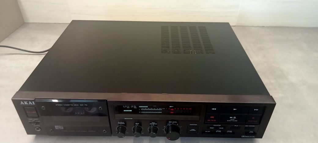 Akai GX-73 кассетная дека