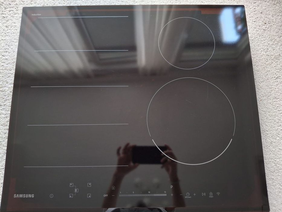 Płyta indukcyjna Samsung NZ64N7757GK prawie jak nowa!
