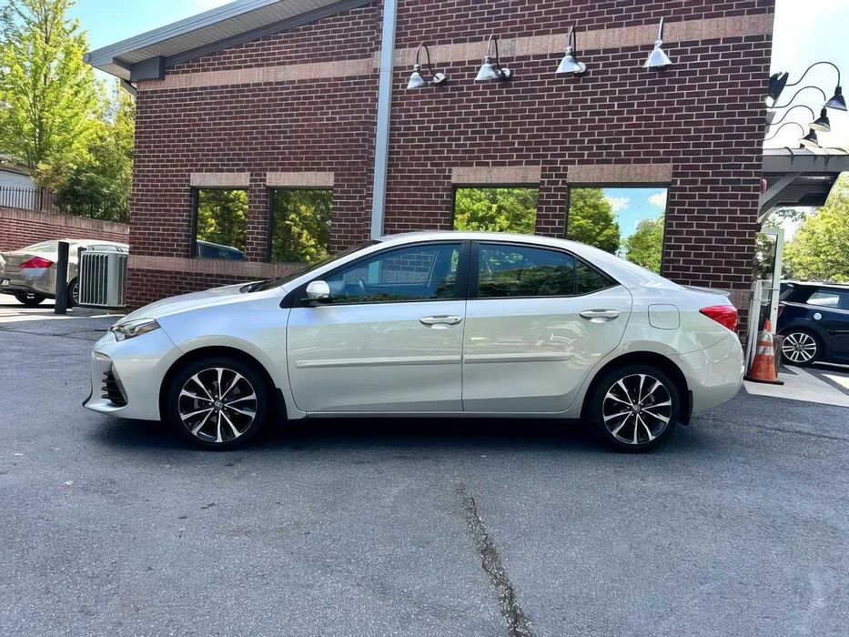Toyota Corolla      2019