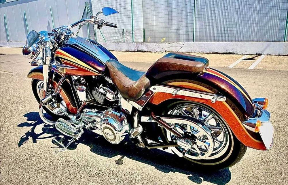 Harley Softail CVO Deluxe 2016 limited edition