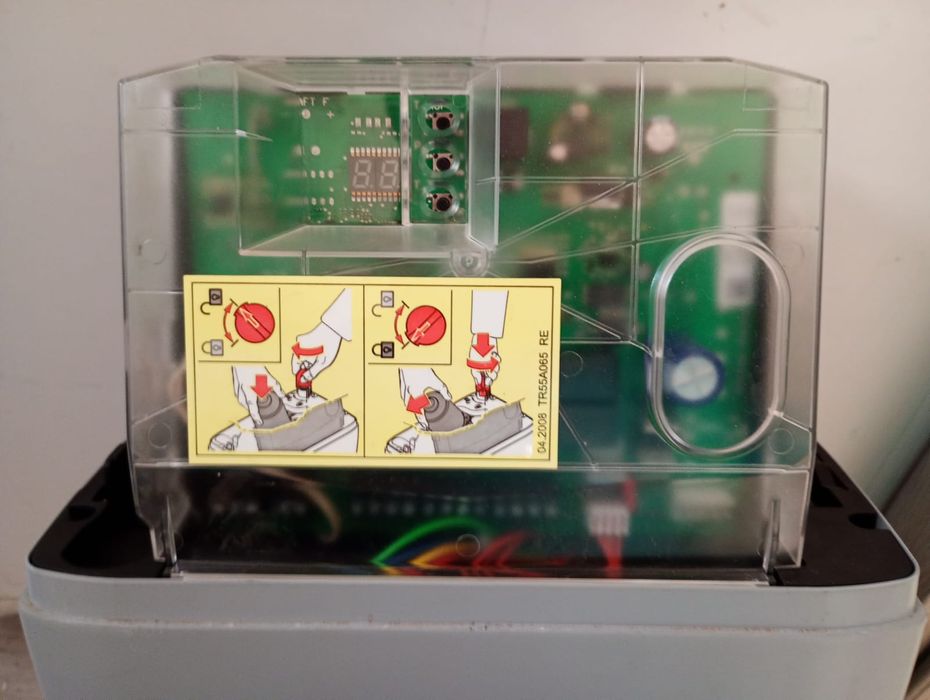 Hörmann LineaMatic P2 – napęd do bramy przesuwnej+fotokomórki+pilot